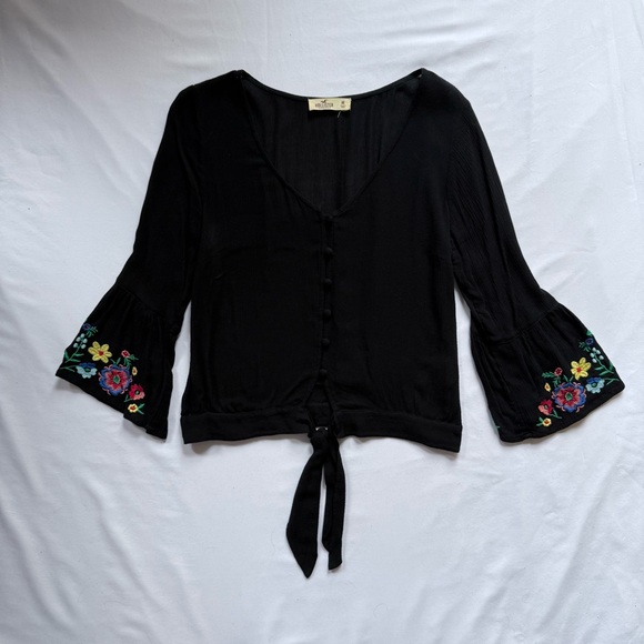Embroidered Black Blouse - Picture 1 of 1
